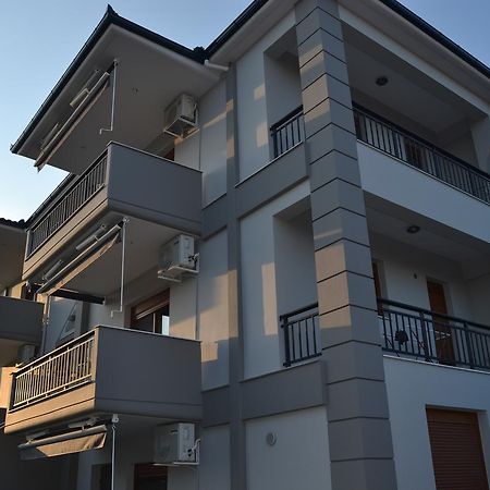 Grey House Apartments Nikiti  Extérieur photo