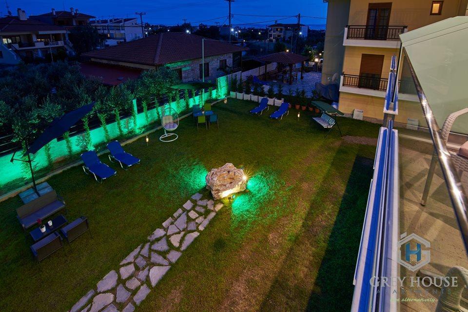 Grey House Apartments Nikiti  Extérieur photo