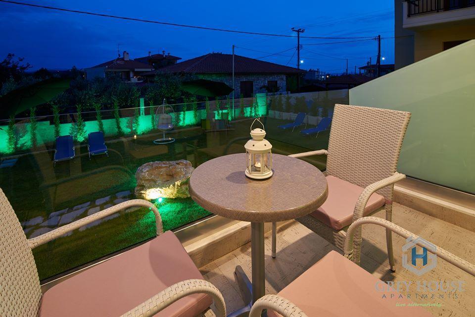 Grey House Apartments Nikiti  Extérieur photo