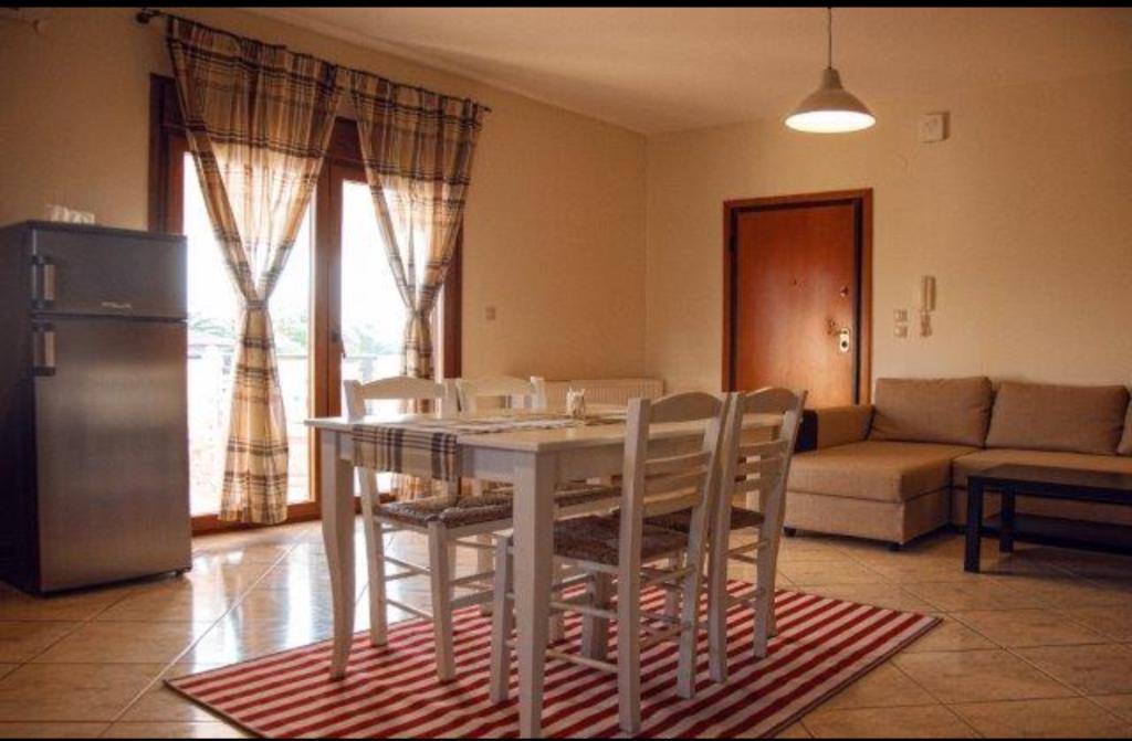 Grey House Apartments Nikiti  Extérieur photo